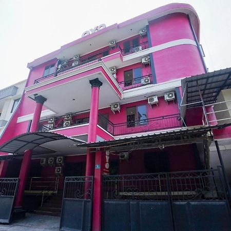 Collection O 1112 Comfitel Siwalankerto Aa4 Hotell Surabaya Exteriör bild