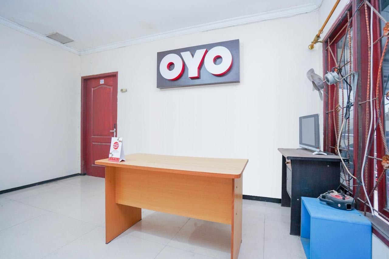 Collection O 1112 Comfitel Siwalankerto Aa4 Hotell Surabaya Exteriör bild