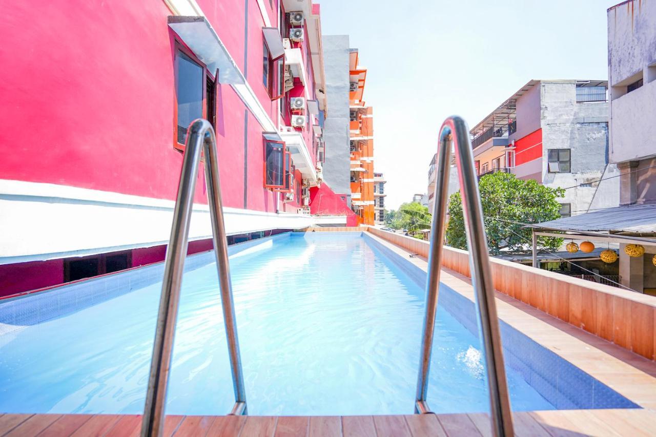 Collection O 1112 Comfitel Siwalankerto Aa4 Hotell Surabaya Exteriör bild