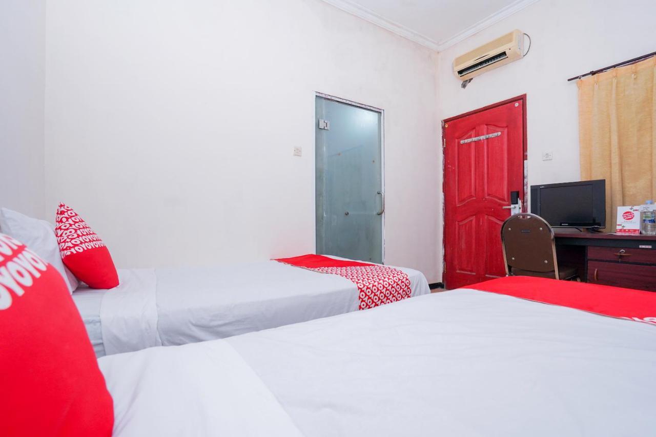 Collection O 1112 Comfitel Siwalankerto Aa4 Hotell Surabaya Exteriör bild