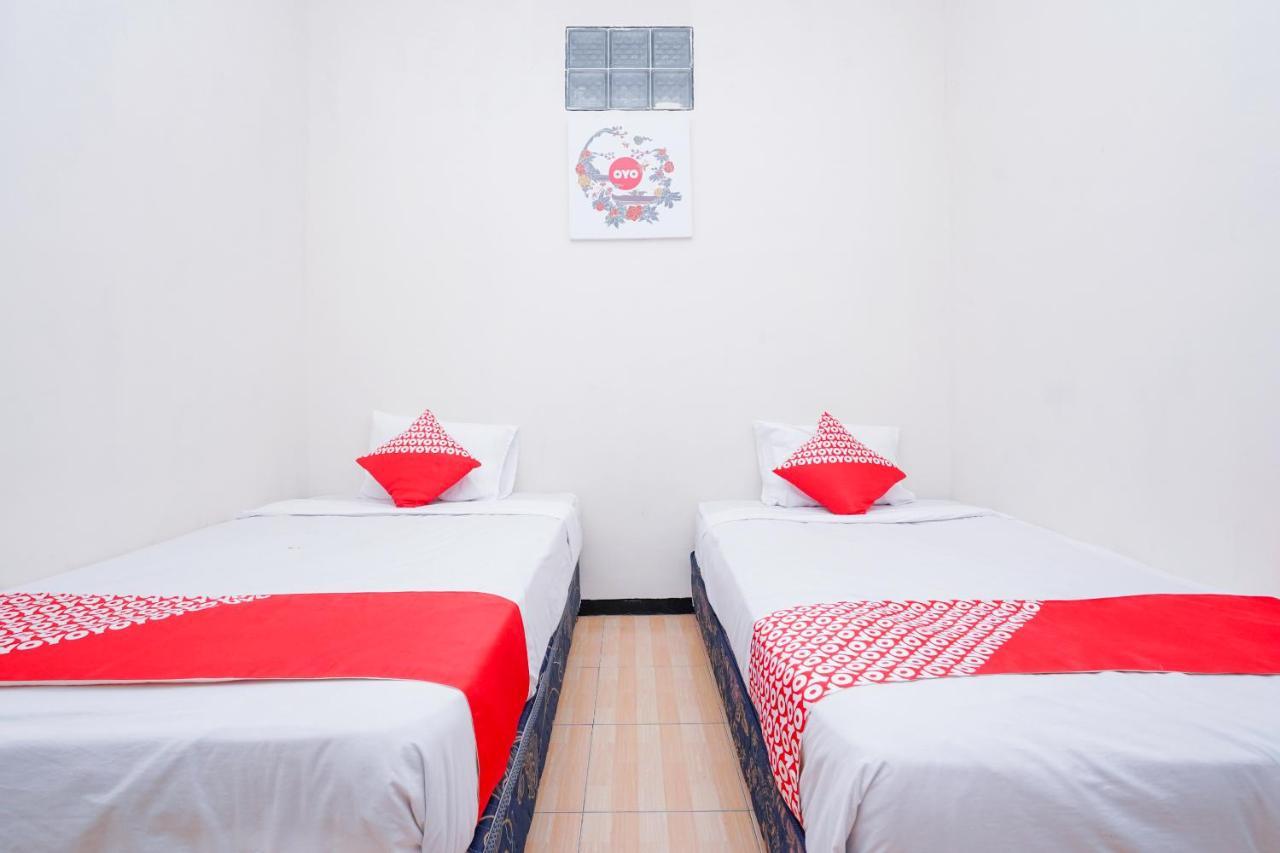 Collection O 1112 Comfitel Siwalankerto Aa4 Hotell Surabaya Exteriör bild